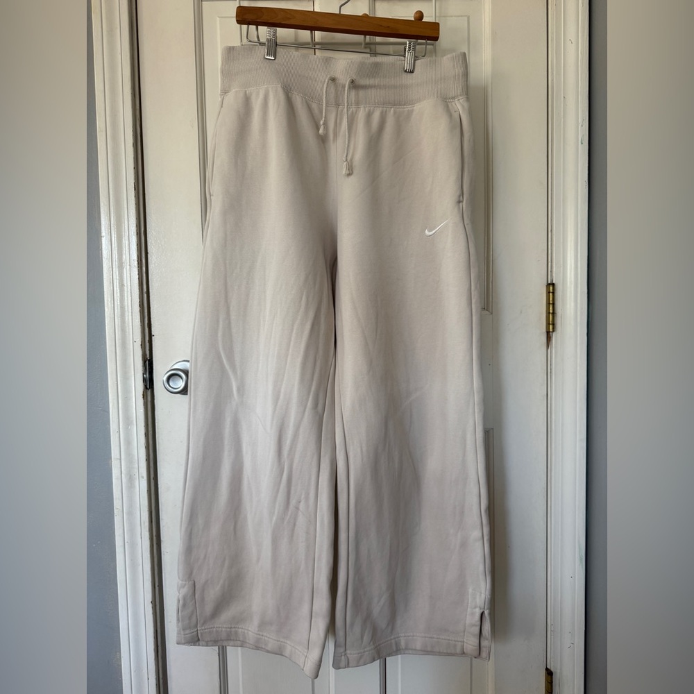 Women’s Nike Phoenix Fleece Wide-leg Sweatpants